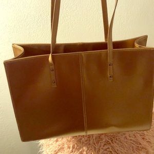 Wilson’s Leather Tote Bag Set